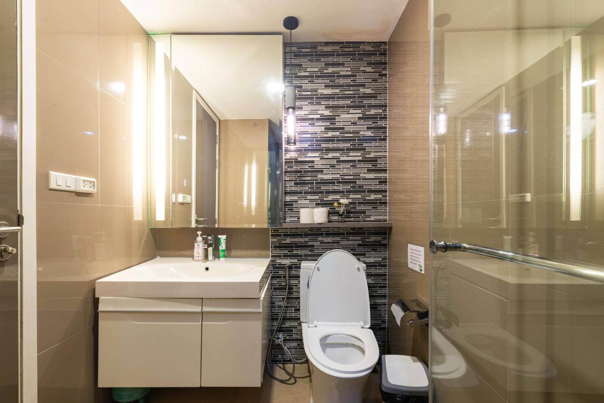 Appartement Dazzle Sukhumvit 7 By Lefoyer à Bangkok Extérieur photo