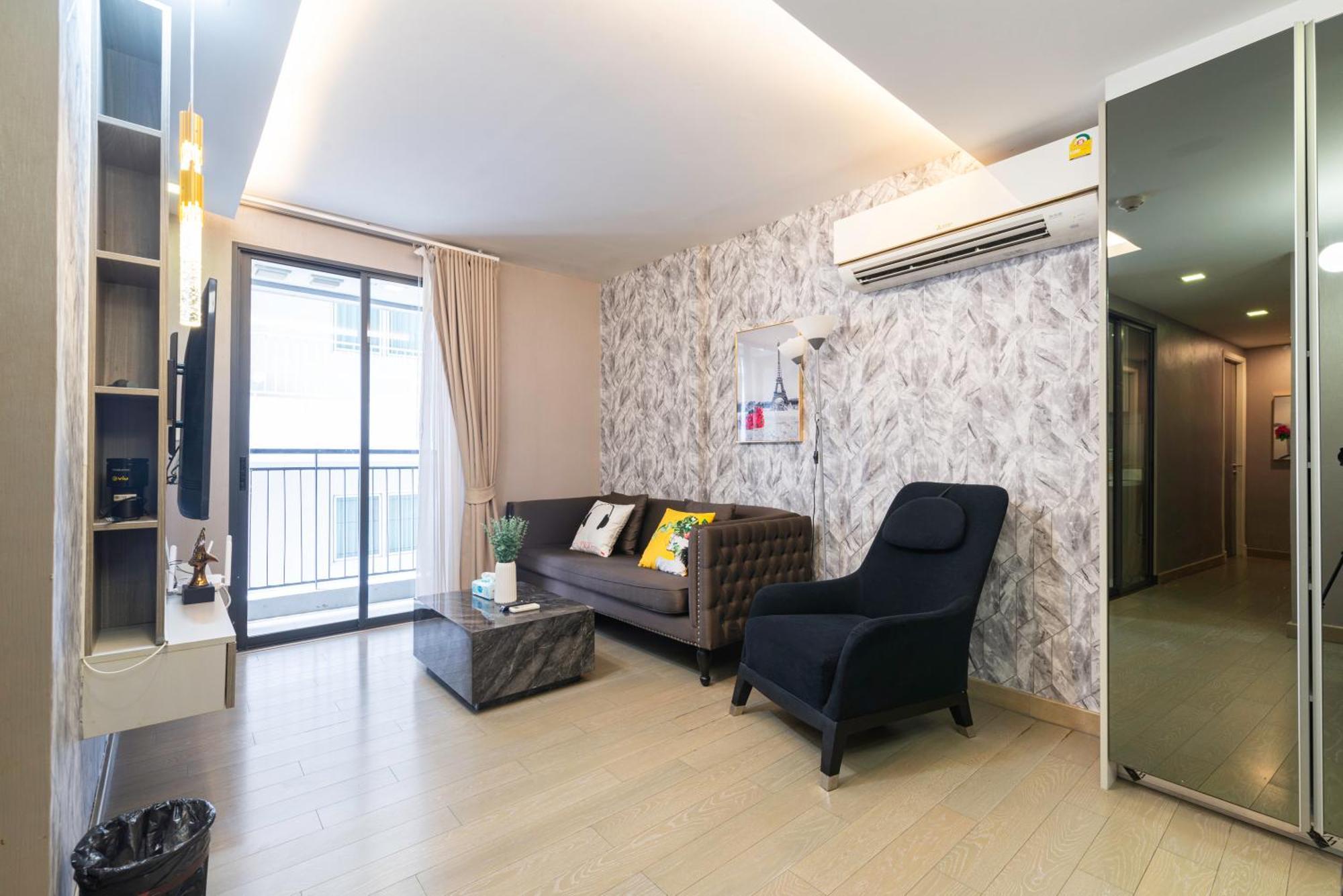 Appartement Dazzle Sukhumvit 7 By Lefoyer à Bangkok Extérieur photo