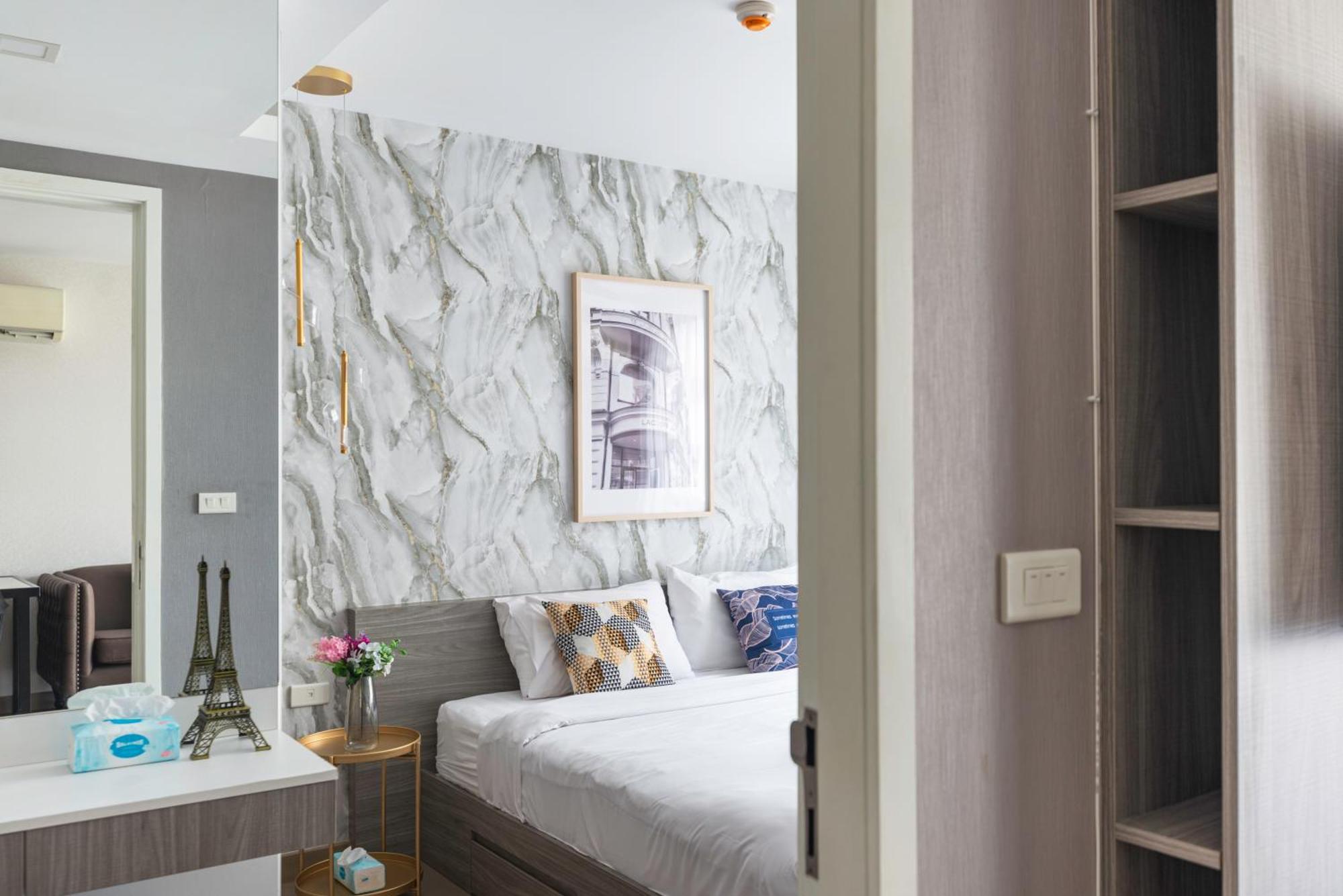 Appartement Dazzle Sukhumvit 7 By Lefoyer à Bangkok Extérieur photo