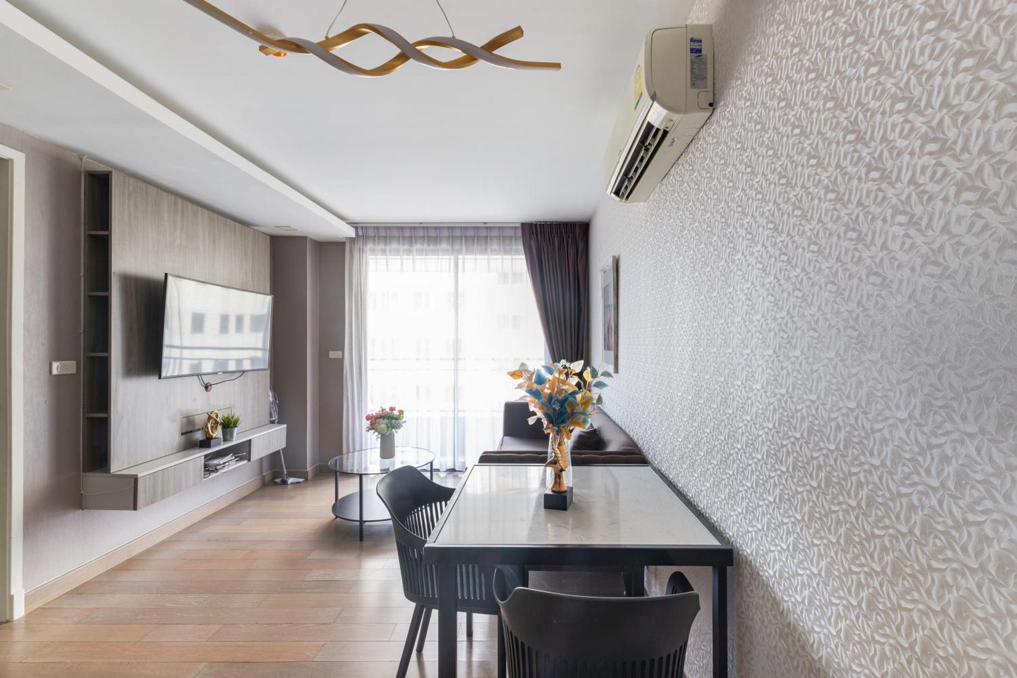 Appartement Dazzle Sukhumvit 7 By Lefoyer à Bangkok Extérieur photo